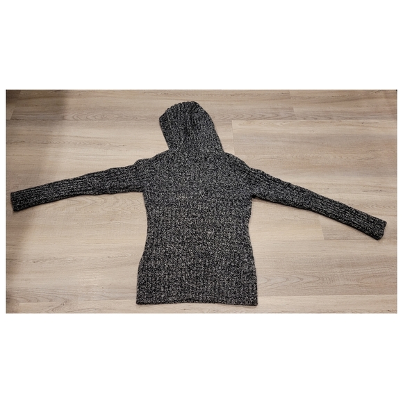 Style & Co Juniors M Sweater - Picture 2 of 3